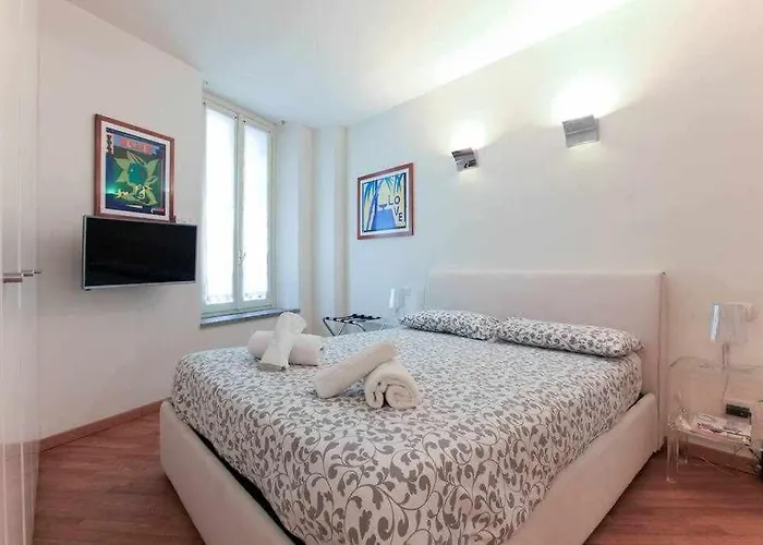 Appartement Brera Area Lovely Close To Piazza Duomo Milaan