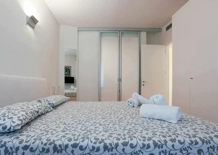 Brera Area Lovely Close To Piazza Duomo Appartement